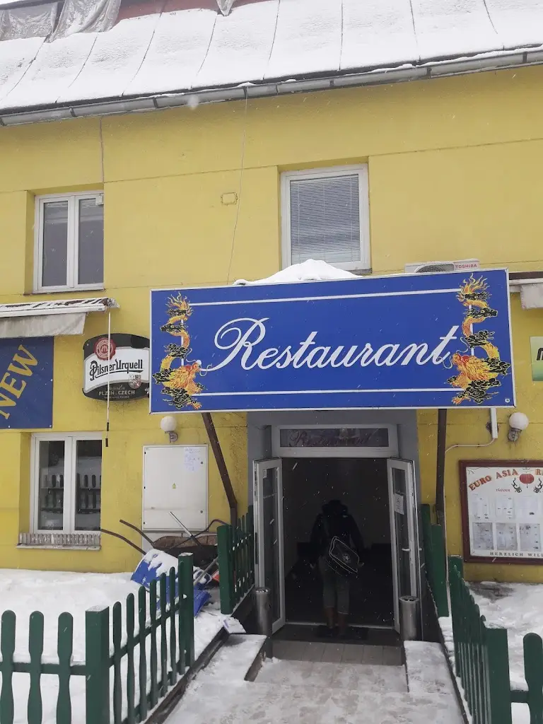 EURO ASIA Restaurant_Strážná_slider_image_1