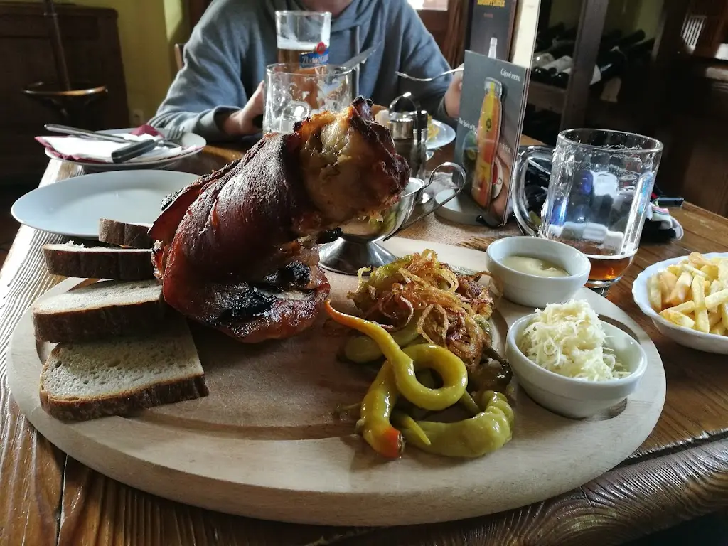 u Adély_Sudkov_slider_image_2