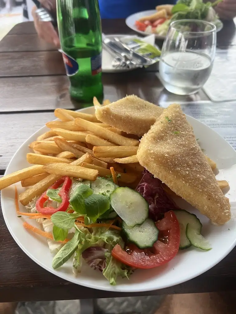 Daniel Hanuš_U Tří králů_Tovačov_review