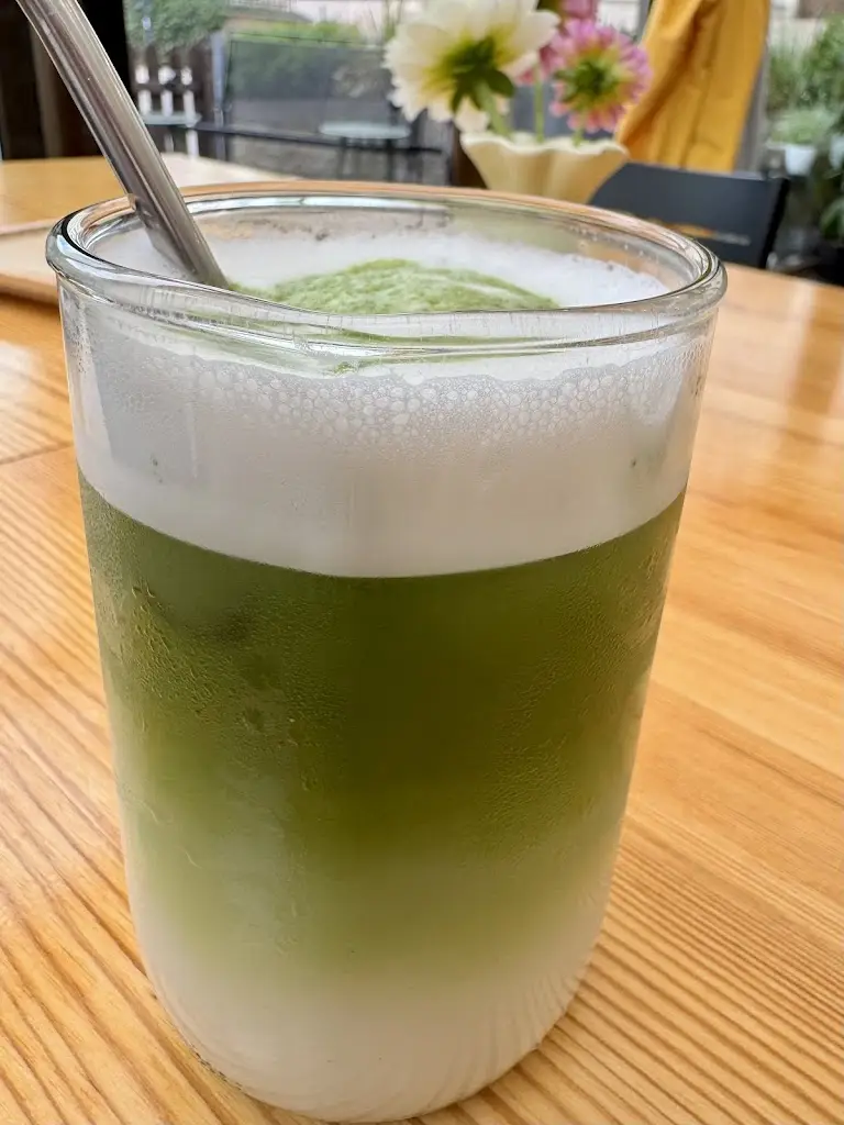 Michaela Pecharová_MA:ME KAFE_Šternberk_review