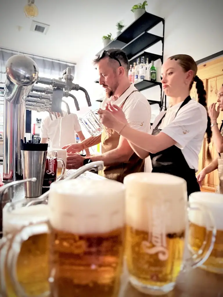 Restaurace Na Zlaté stoce_Litvínovice_slider_image_2