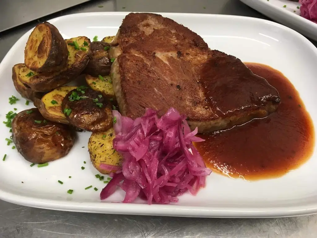 Restaurace Maják_Šternberk_slider_image_3