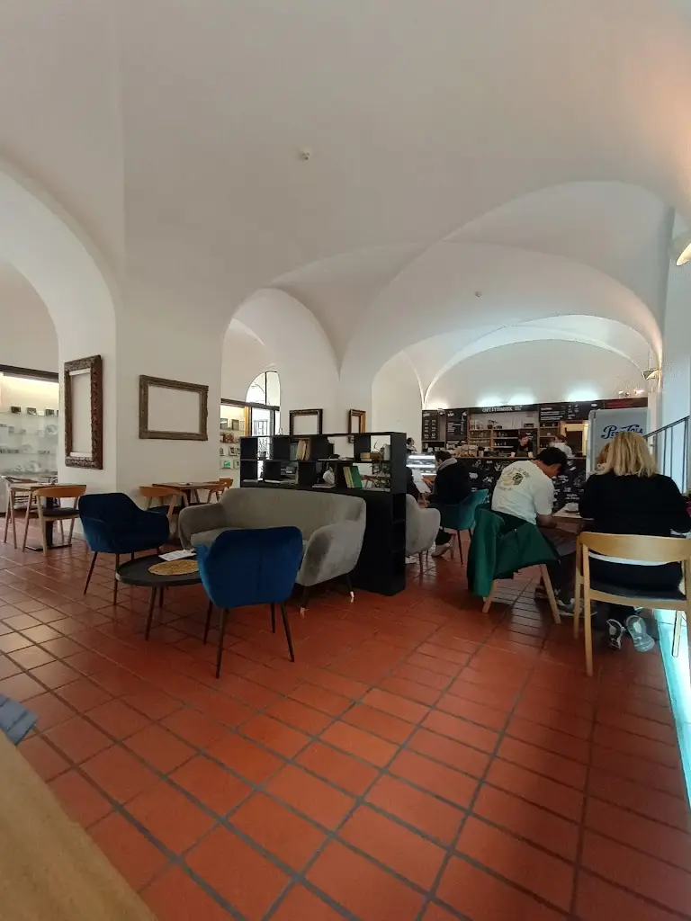 Michelle D_Café Šternberk - Mezi řádky_Šternberk_review