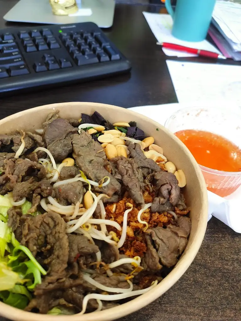 Iveta Svobodová_AVOCADO authentic vietnamese kitchen_Uničov_review