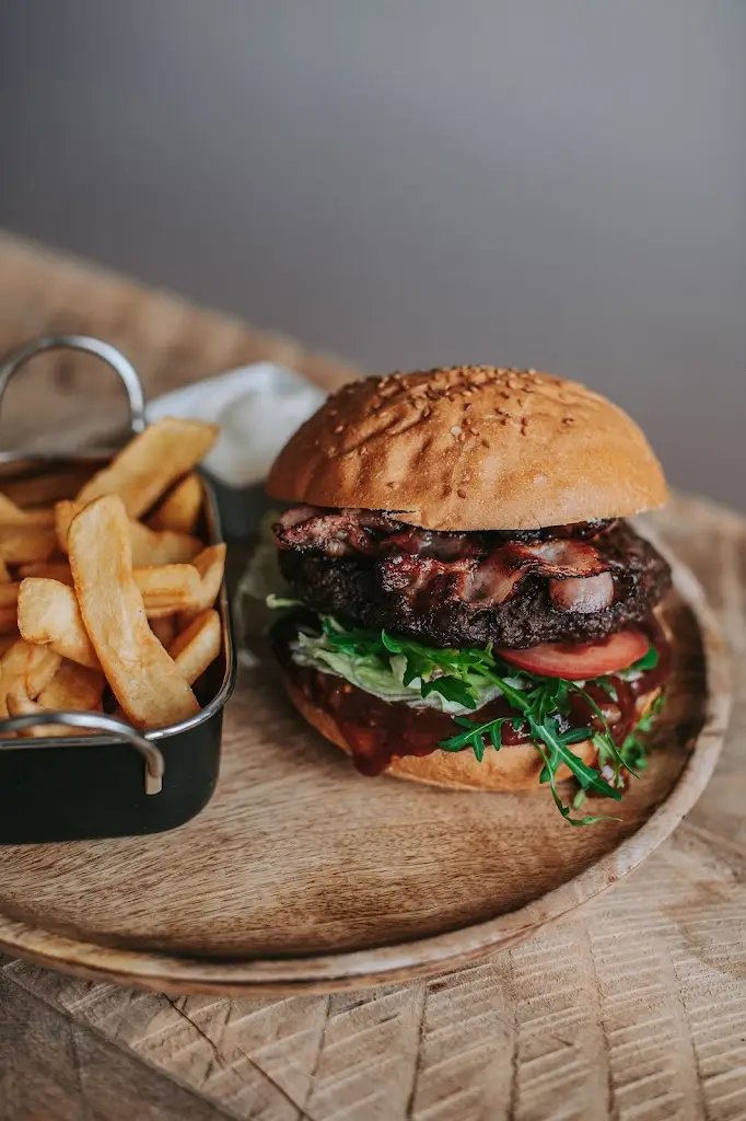 Zámecká restaurace a penzion_Úsov_slider_image_2