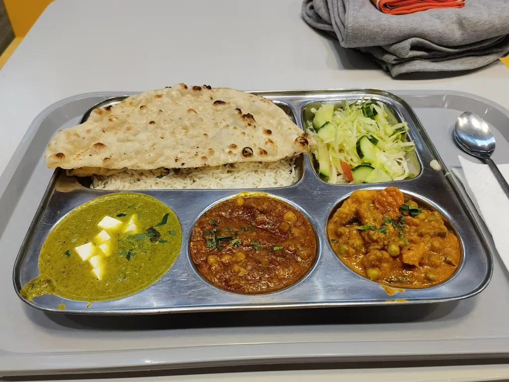 Ondra Cenek_Indická kuchyně_Velký Týnec_review