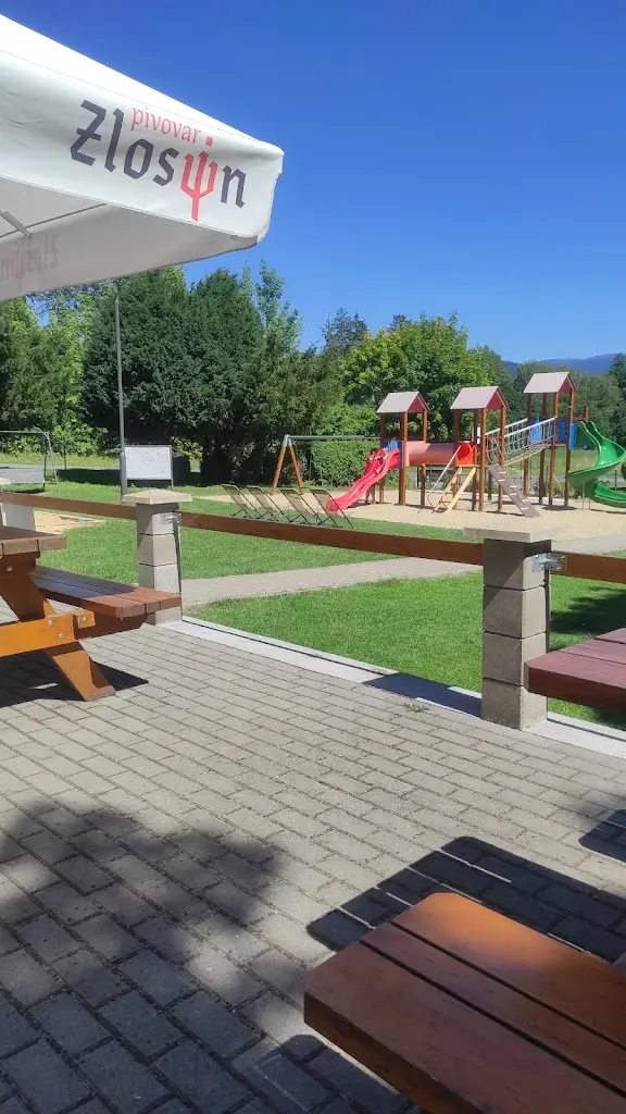 rarcz000001_Minipivovar Zlosin a Penzion Brněnka_Velké Losiny_review