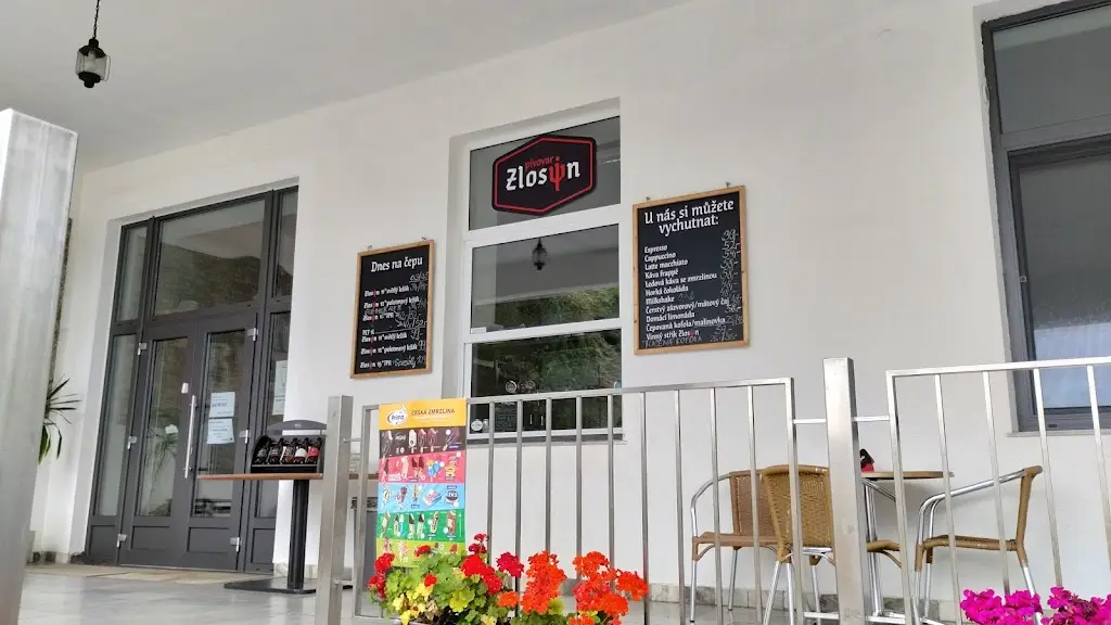 Minipivovar Zlosin a Penzion Brněnka_Velké Losiny_slider_image_1