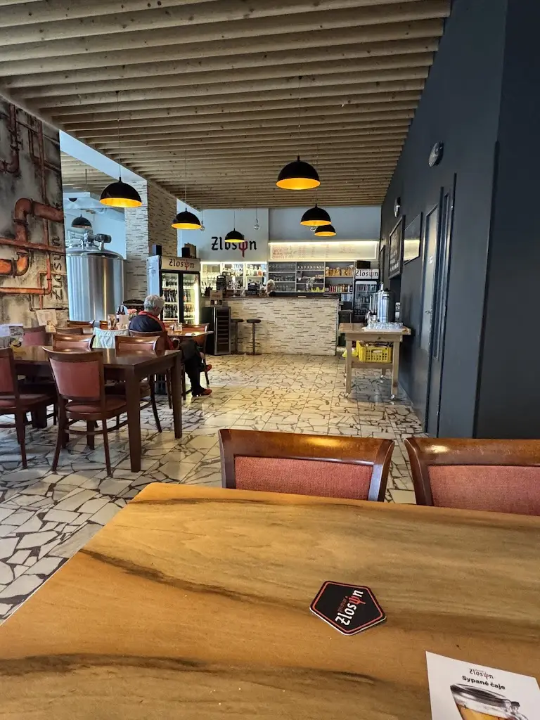 Minipivovar Zlosin a Penzion Brněnka_Velké Losiny_slider_image_2