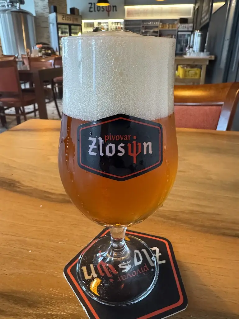 Minipivovar Zlosin a Penzion Brněnka_Velké Losiny_slider_image_3