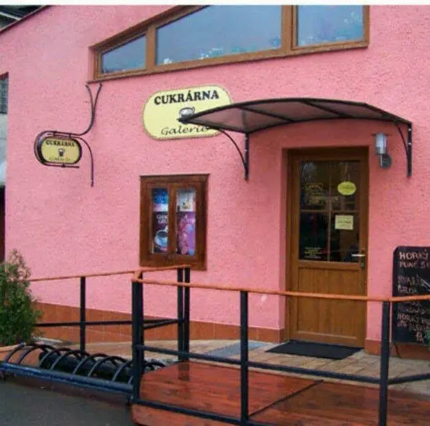 Cukrárna Galerie_Velká Bystřice_slider_image_1