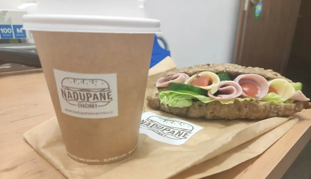 Nadupané svačinky restaurant in Velká Bystřice