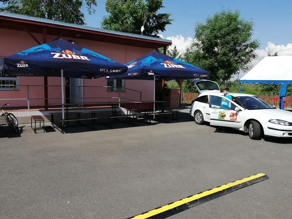 Občerstvení, pizzerie_Vrbátky_slider_image_2