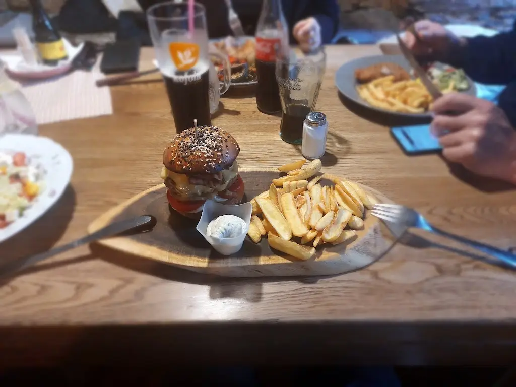 ChaoticEnbyDoe_Restaurace U Radnice Zlaté Hory_Zlaté Hory_review