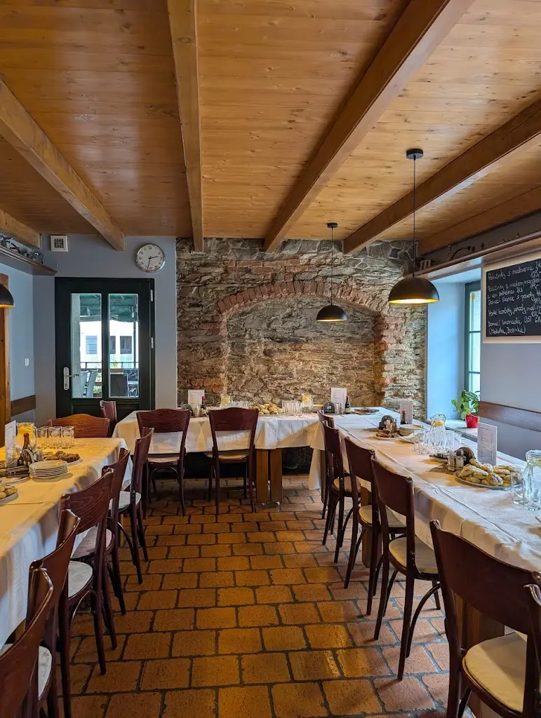 Restaurace U Radnice Zlaté Hory restaurant in Zlaté Hory