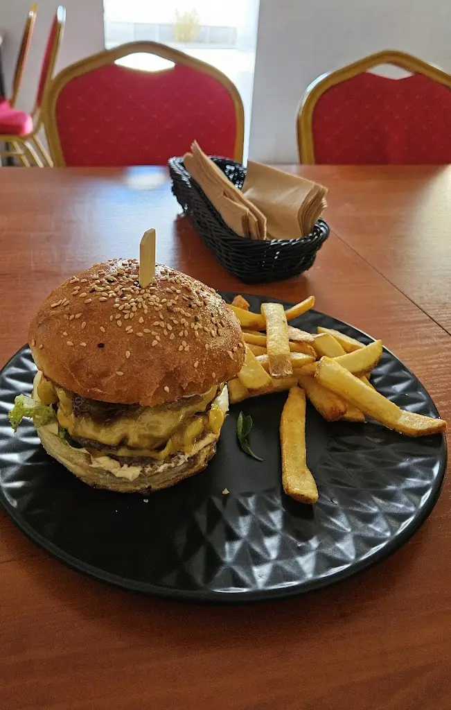 Pavel F._Bistro u Stopky_Zlaté Hory_review