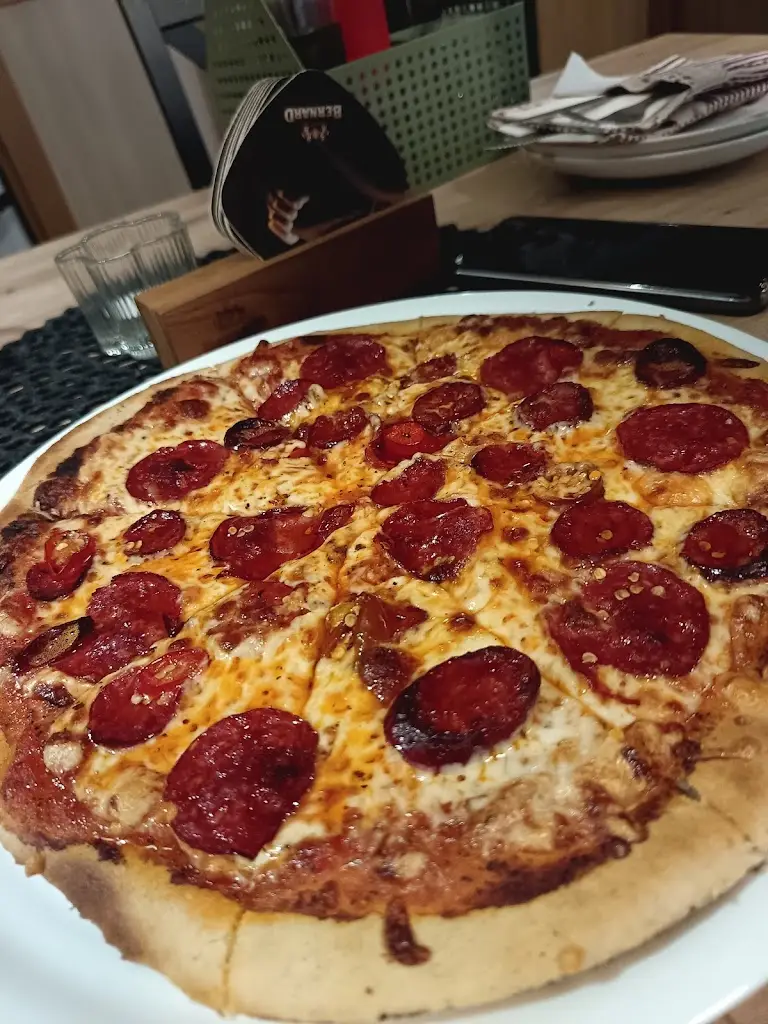 Libor Zobac_Vinotéka & Pizzerie_Březová nad Svitavou_review