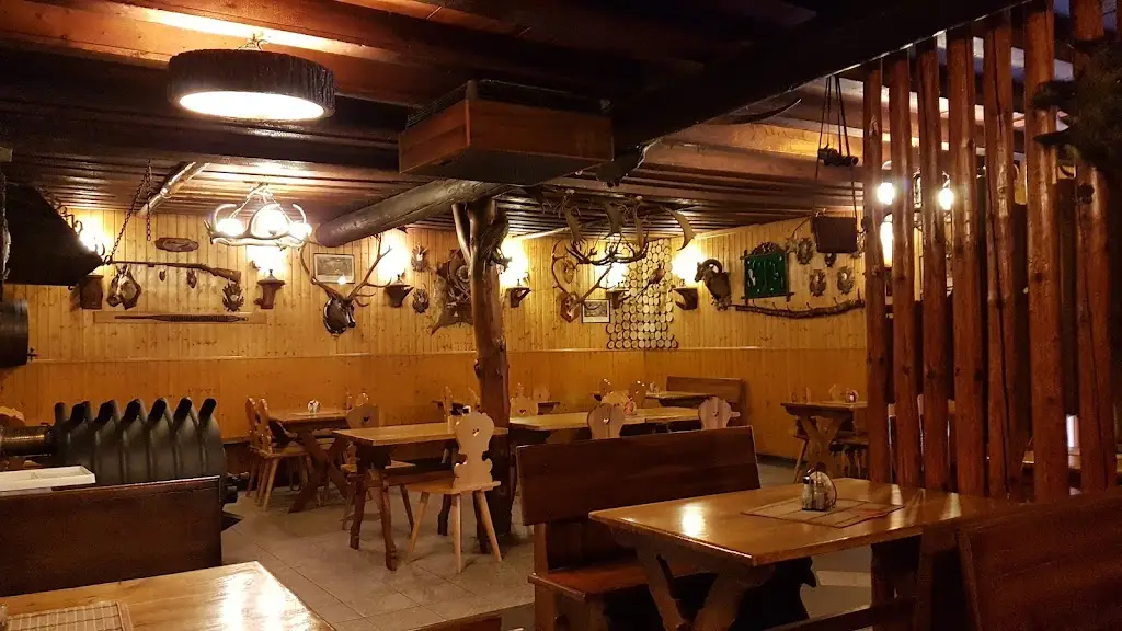 Motorest Koliba restaurant in Býšť