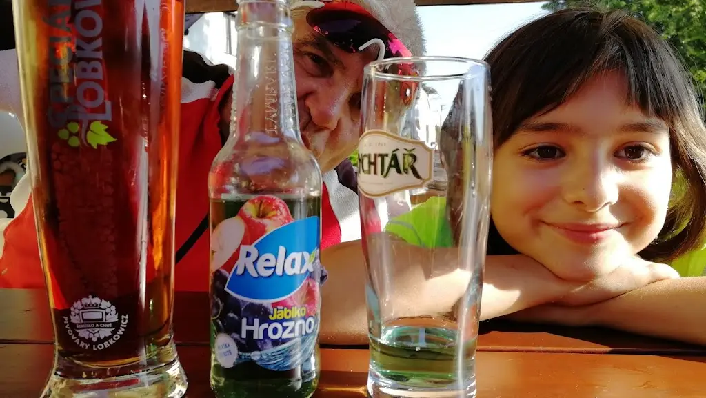 MARTIN ŠPRINGER_Hospůdka Na kopečku_Býšť_review