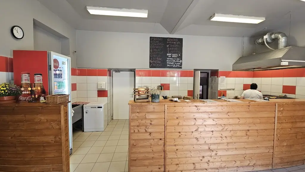 Poctivá Burgrárna_Choceň_slider_image_1