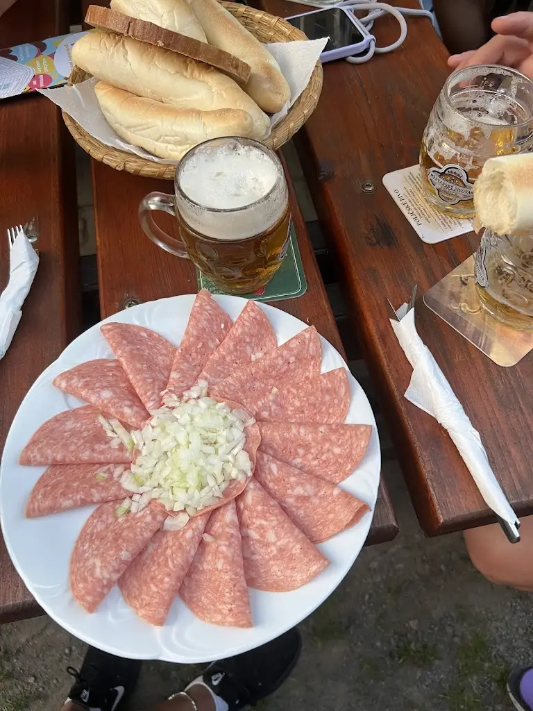 Vera Tichavova_Pohostinství U Tušlů_Bystré_review