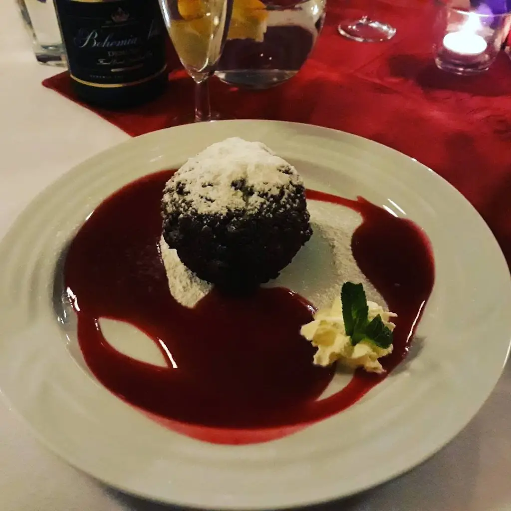 Restaurace Grand_Chroustovice_slider_image_1