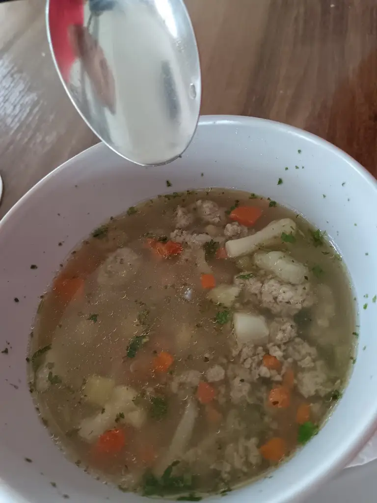 Admin_Restaurace na křižovatce_Dolní Roveň_recensione