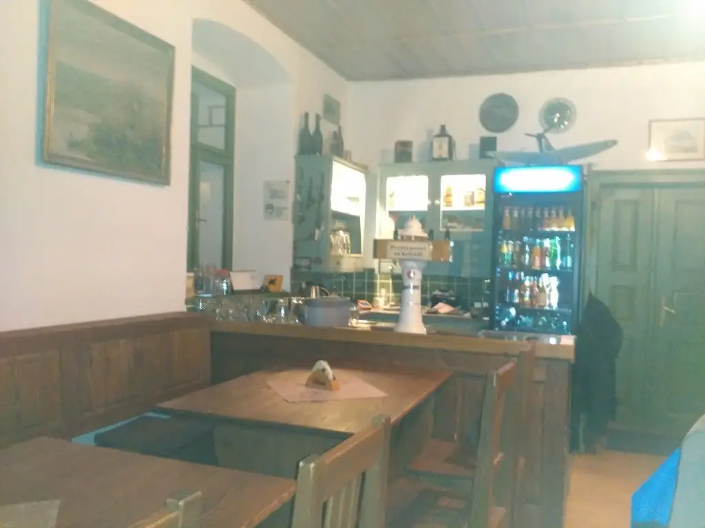 Restaurant MonTexas_Dolní Újezd_slider_image_2