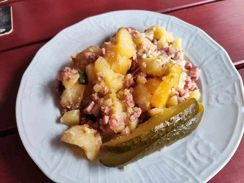 Jaroslav Polák_Restaurace U Floriana_Horní Jelení_review