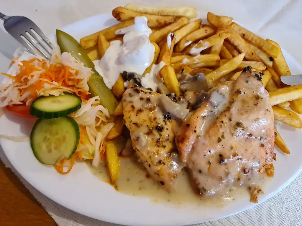 Restaurace U Luxů_Jablonné nad Orlicí_slider_image_3