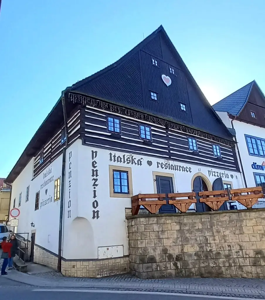 Penzion Srdíčko Pizzeria_Jablonné nad Orlicí_slider_image_3
