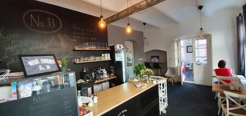 Cafe & Bistro No.33_Jablonné nad Orlicí_slider_image_1