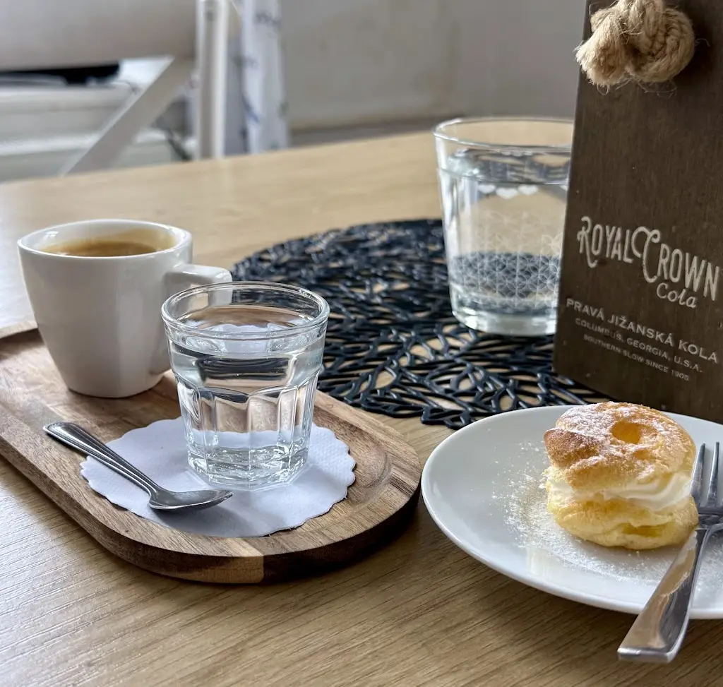 Cafe & Bistro No.33_Jablonné nad Orlicí_slider_image_2