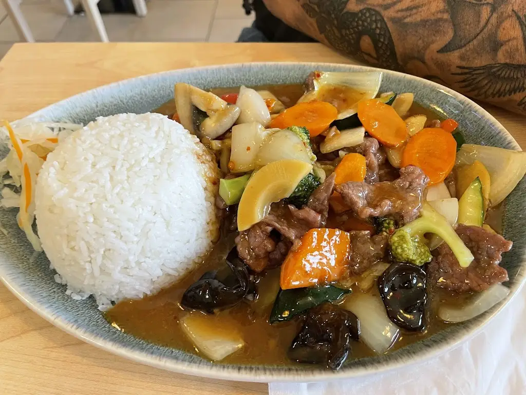 Hanka Ryčlová_Bếp Việt Bistro_Holice_review