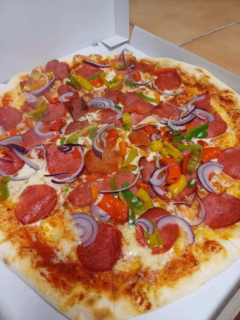 Pizza bujoni_Holice_slider_image_3