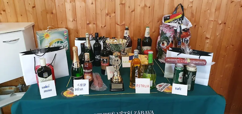 Menu_Restaurace A Kavárna Černý Kůň_Holice_image_1