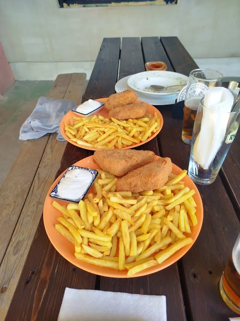 Tomasz Orlowski_Restaurace Na Hlubáku Holice_Holice_review