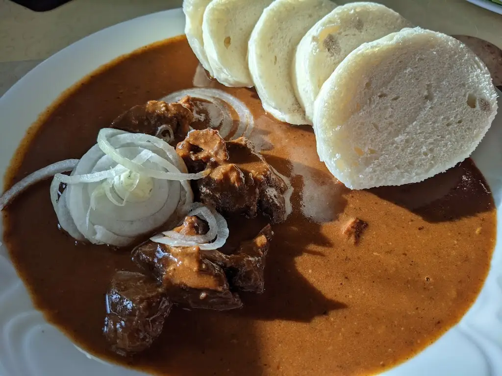 Tobias Bauer_Restaurace U Apoštola_Jevíčko_review