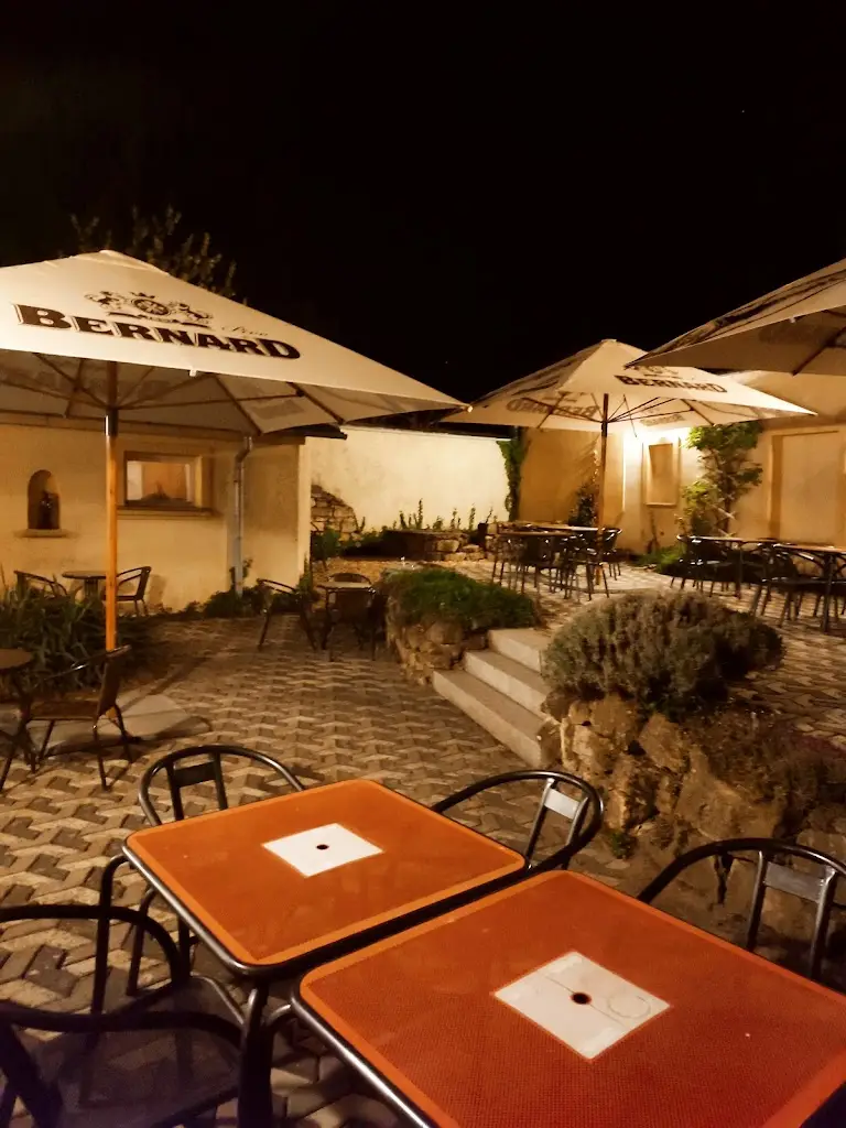 Taverna AMPE_Jevíčko_slider_image_1
