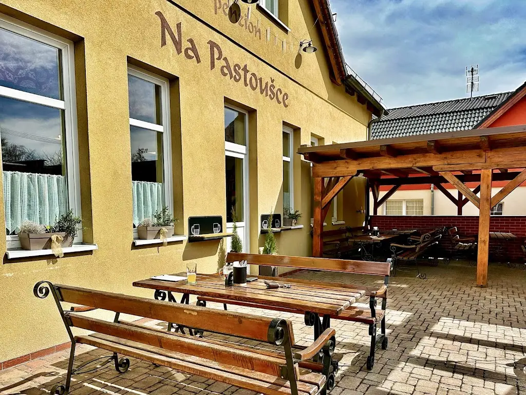 Penzion Na Pastoušce restaurant in Malšice