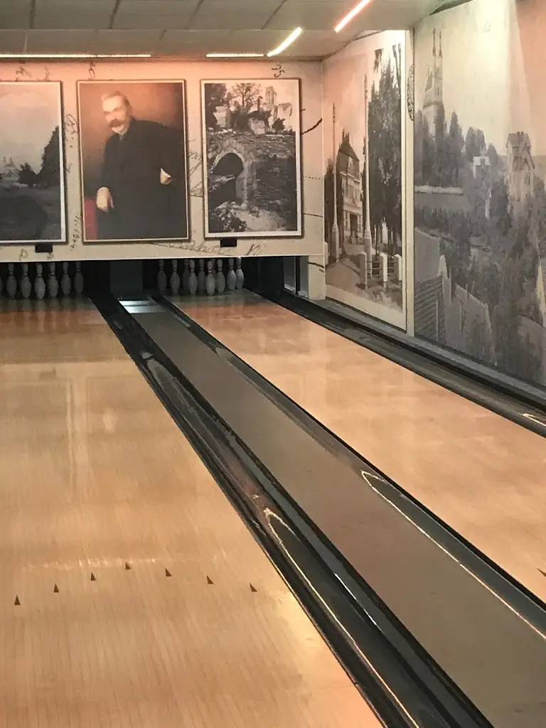 Bowling Restaurace_Luže_slider_image_3