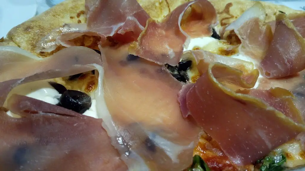 M Lejkowski_PIZZA - caffé_Moravská Třebová_review