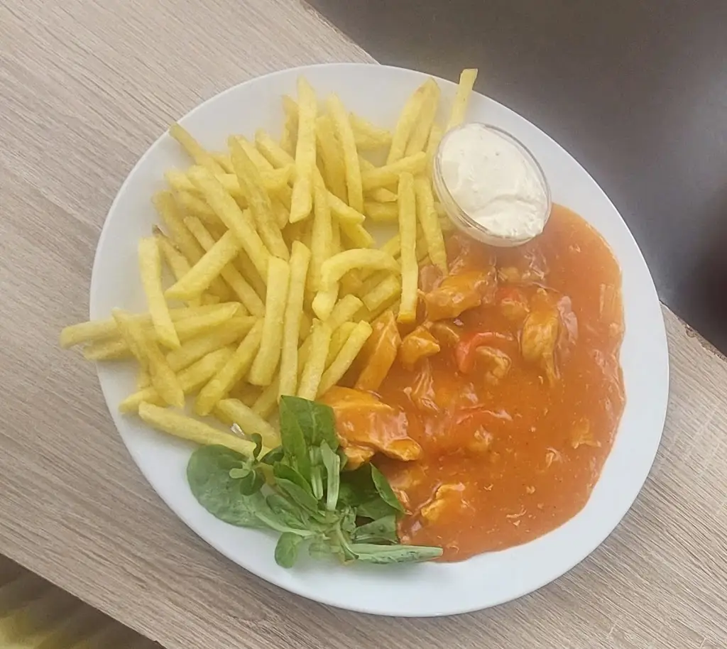 Martina Mirčevská_Restaurace Na hladince_Moravská Třebová_review