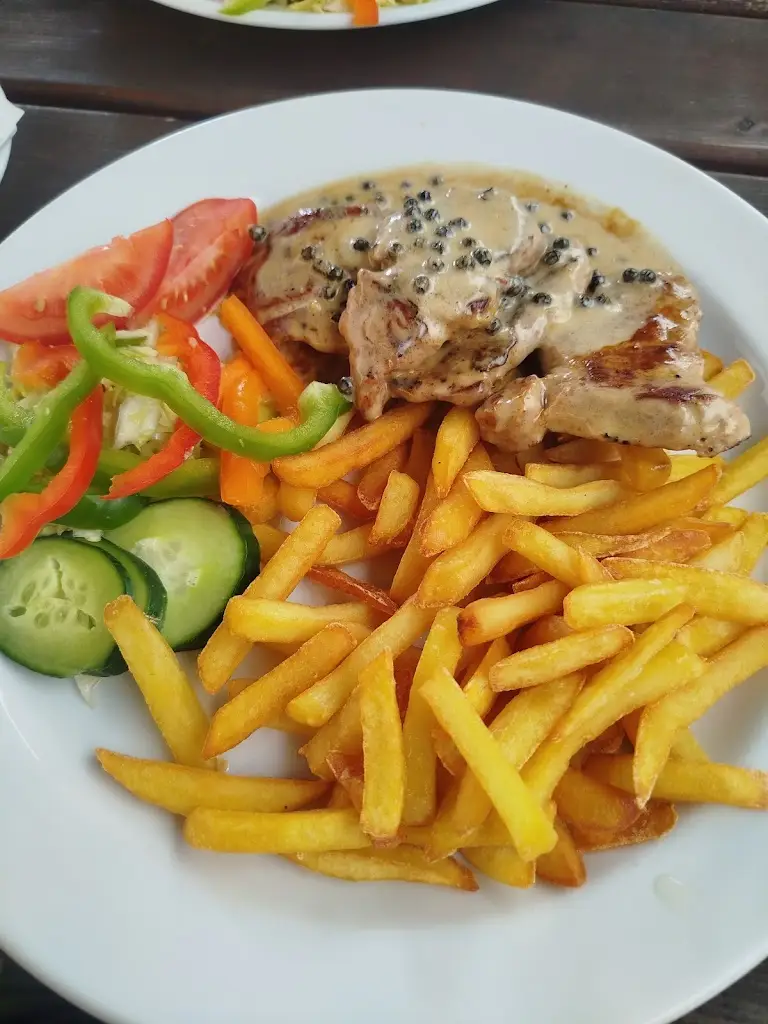 Kateřina Honzáková_Restaurace U Jonáše_Skuteč_review