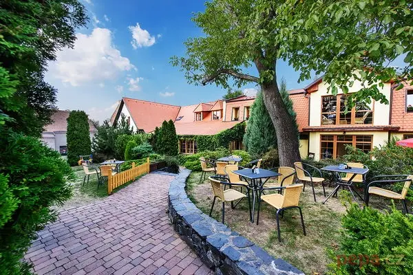 Restaurace a Penzion U Palečků_Skuteč_slider_image_3