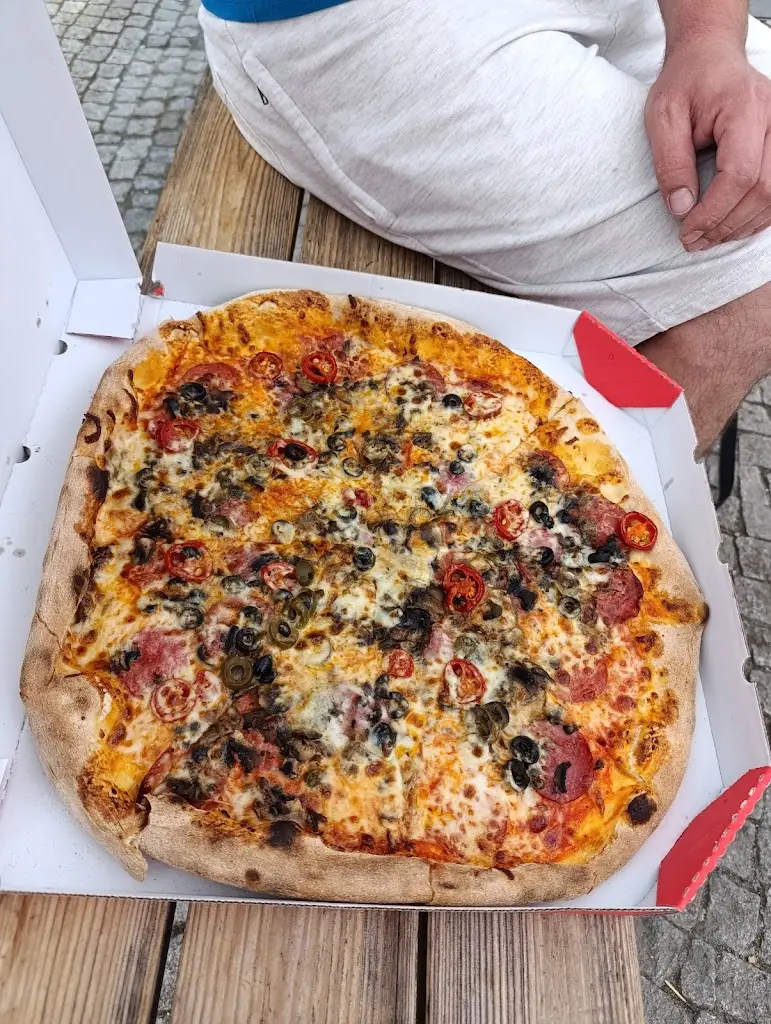 Michaela Soukupova_Pizzeria Tina_Skuteč_review