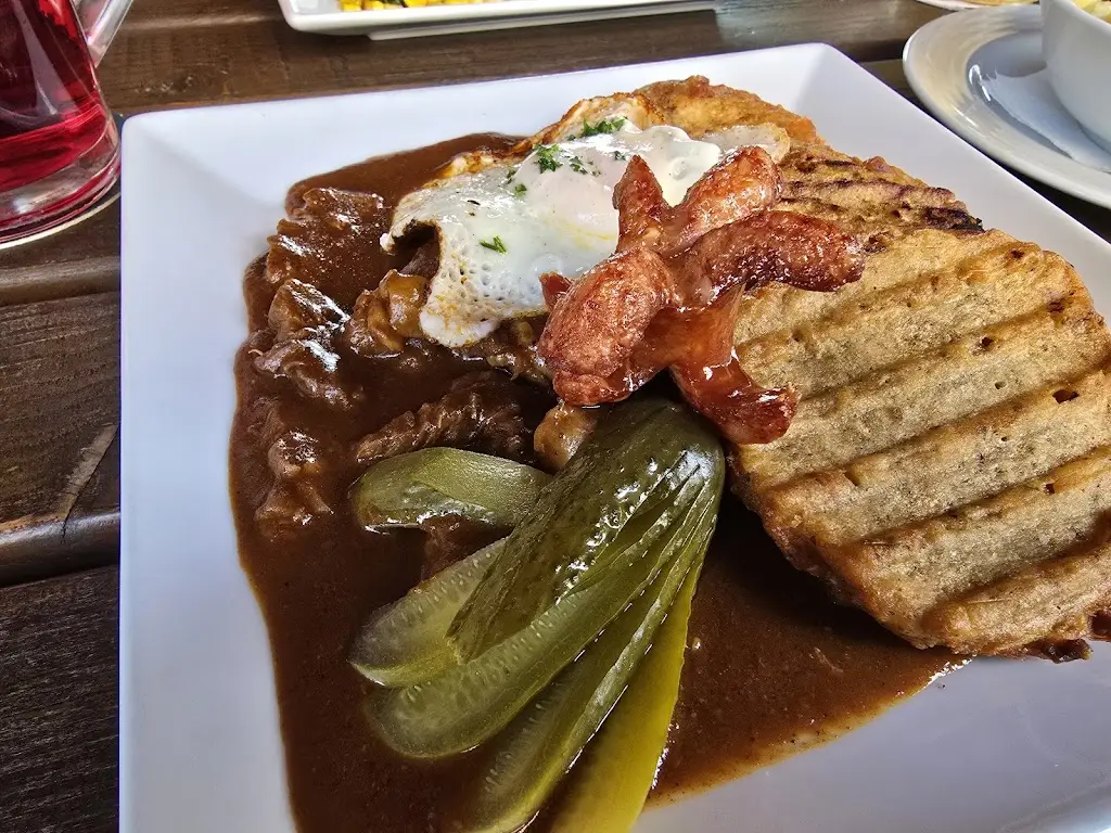 BAVORSKÝ DVŮR_Sezemice_slider_image_3