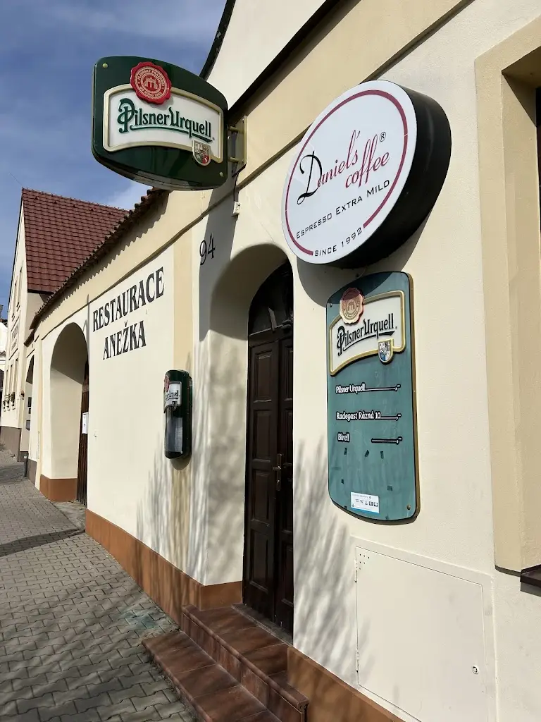 Antonín Poholod_Restaurace Anežka_Sezemice_recensione