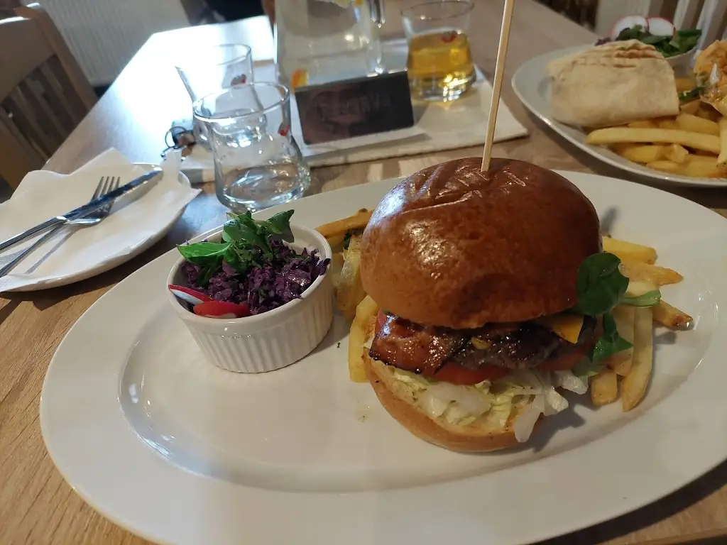 Victor Sanchez_Chaplin Restaurant_Okres Ústí nad Orlicí_review