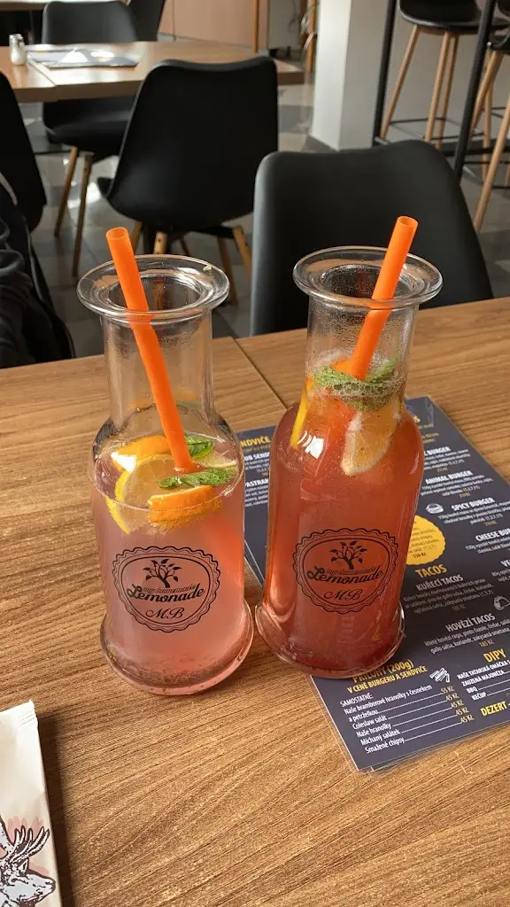 Petr Racak_Jedno Bistro_Okres Ústí nad Orlicí_review